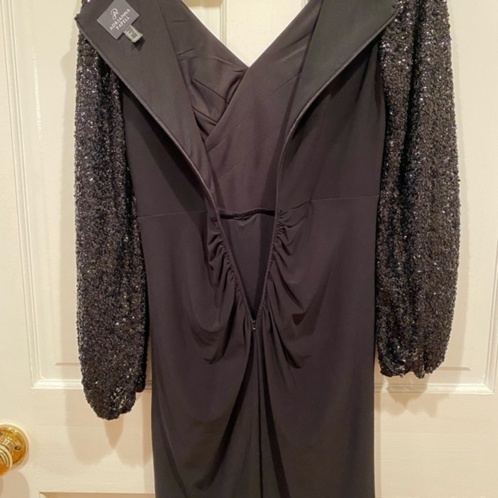 PRICE DROP!!! ADRIANNA PAPELL BLACK DRESS SEQUIN SLEEVES SIZE 4 - Picture 9 of 16